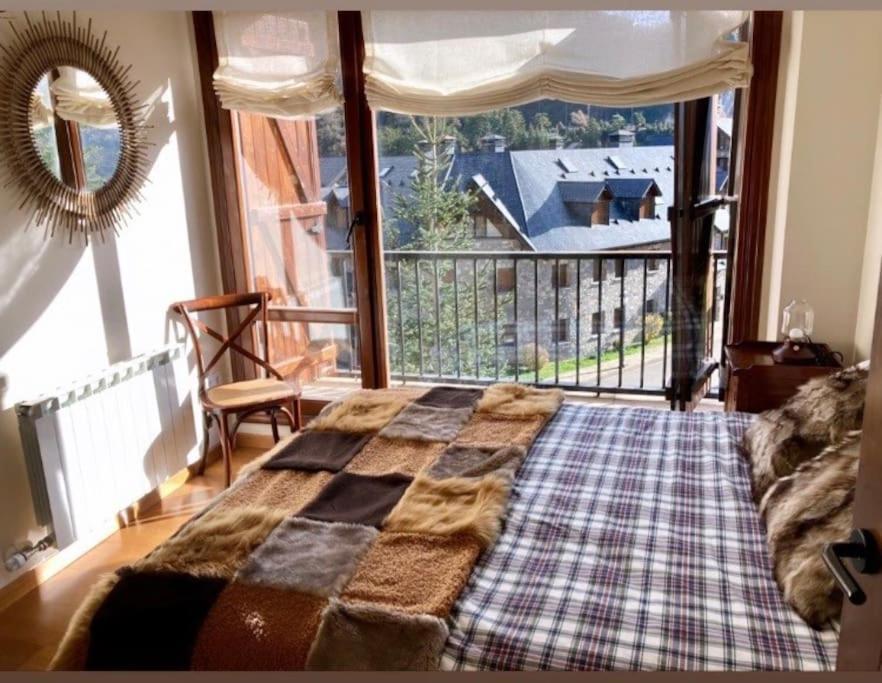 Elegante Apartamento En Escarrilla Con Vistas Al Valle Luaran gambar